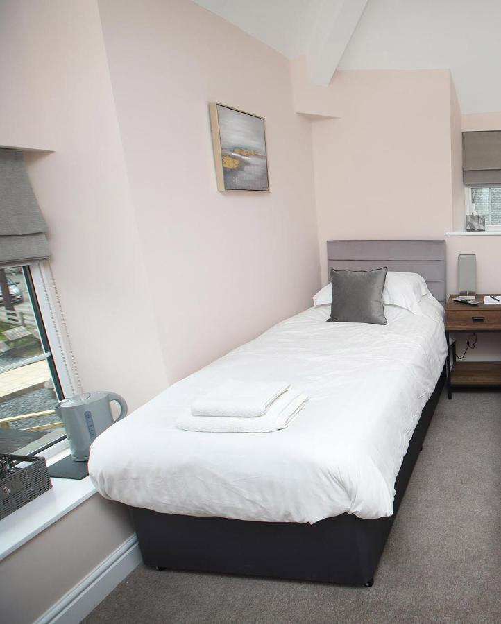 Oyo Glyn Valley Hotel Llansantffraid Llansantffraid Glyn Ceiriog Екстериор снимка