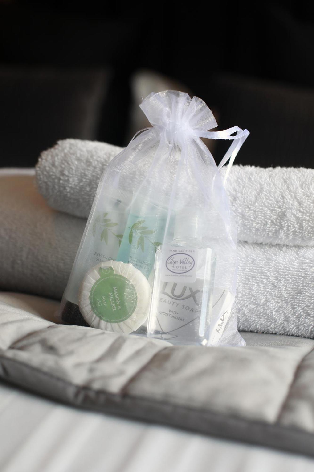 Oyo Glyn Valley Hotel Llansantffraid Llansantffraid Glyn Ceiriog Екстериор снимка
