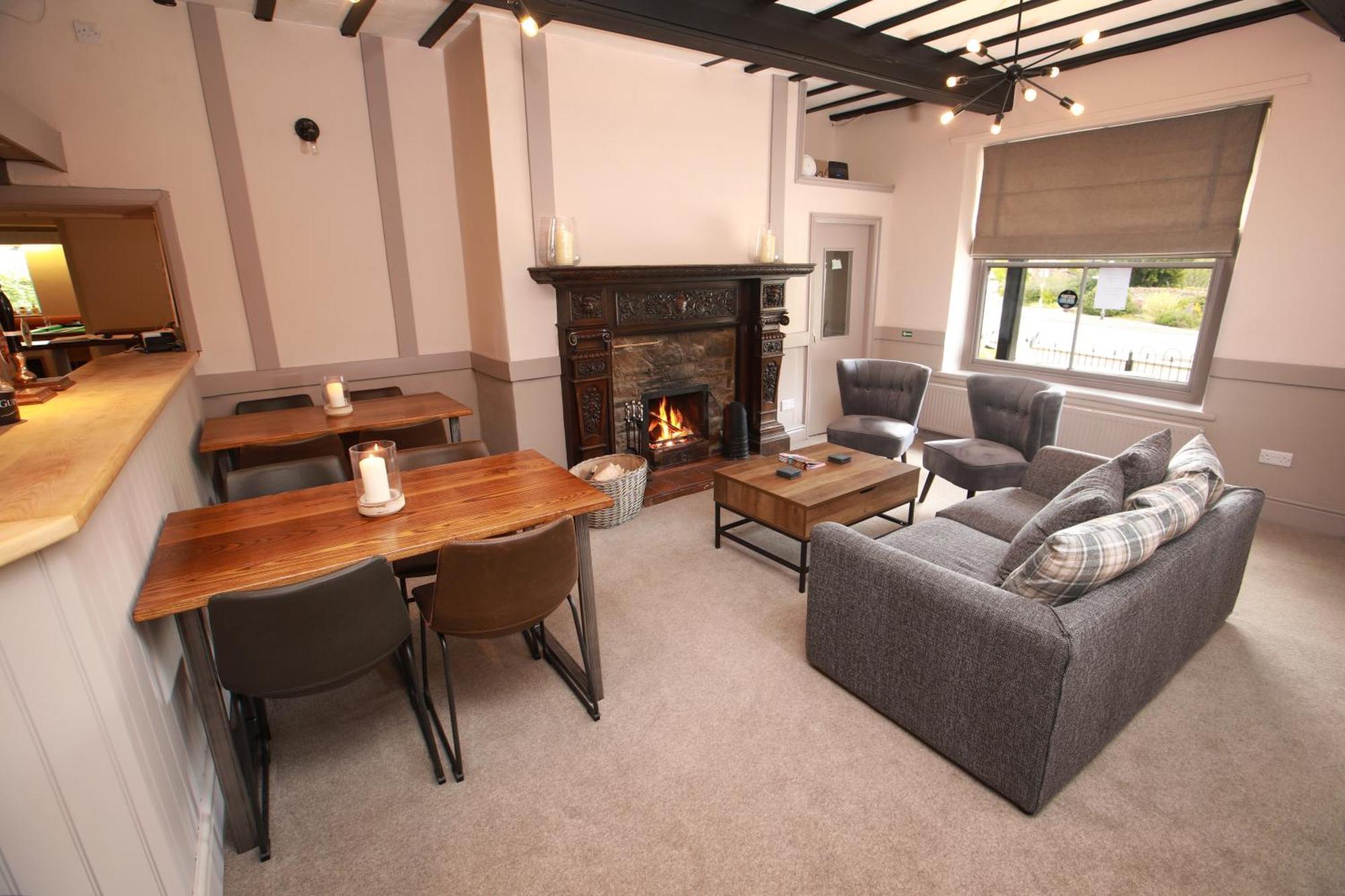 Oyo Glyn Valley Hotel Llansantffraid Llansantffraid Glyn Ceiriog Екстериор снимка