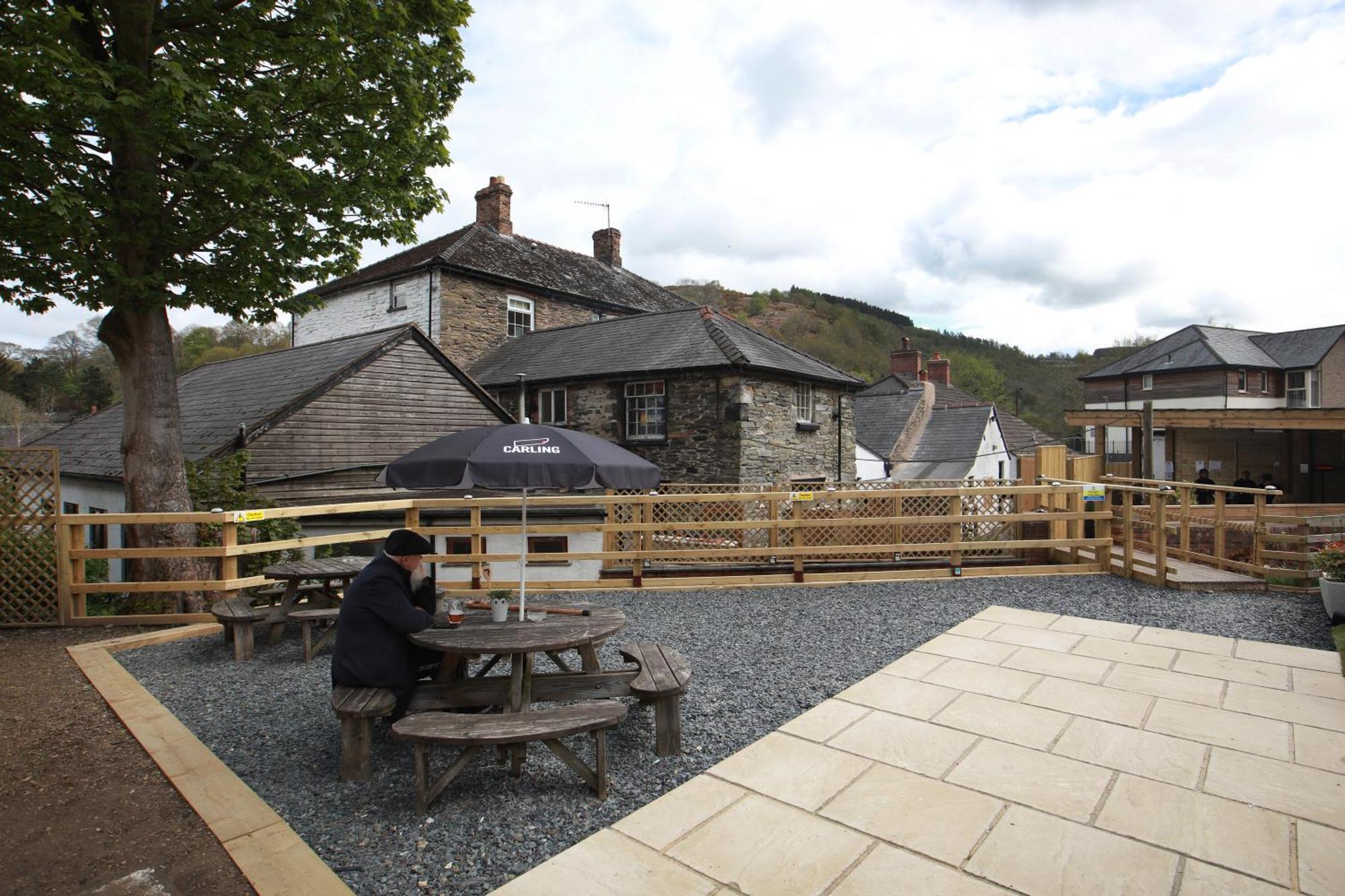 Oyo Glyn Valley Hotel Llansantffraid Llansantffraid Glyn Ceiriog Екстериор снимка