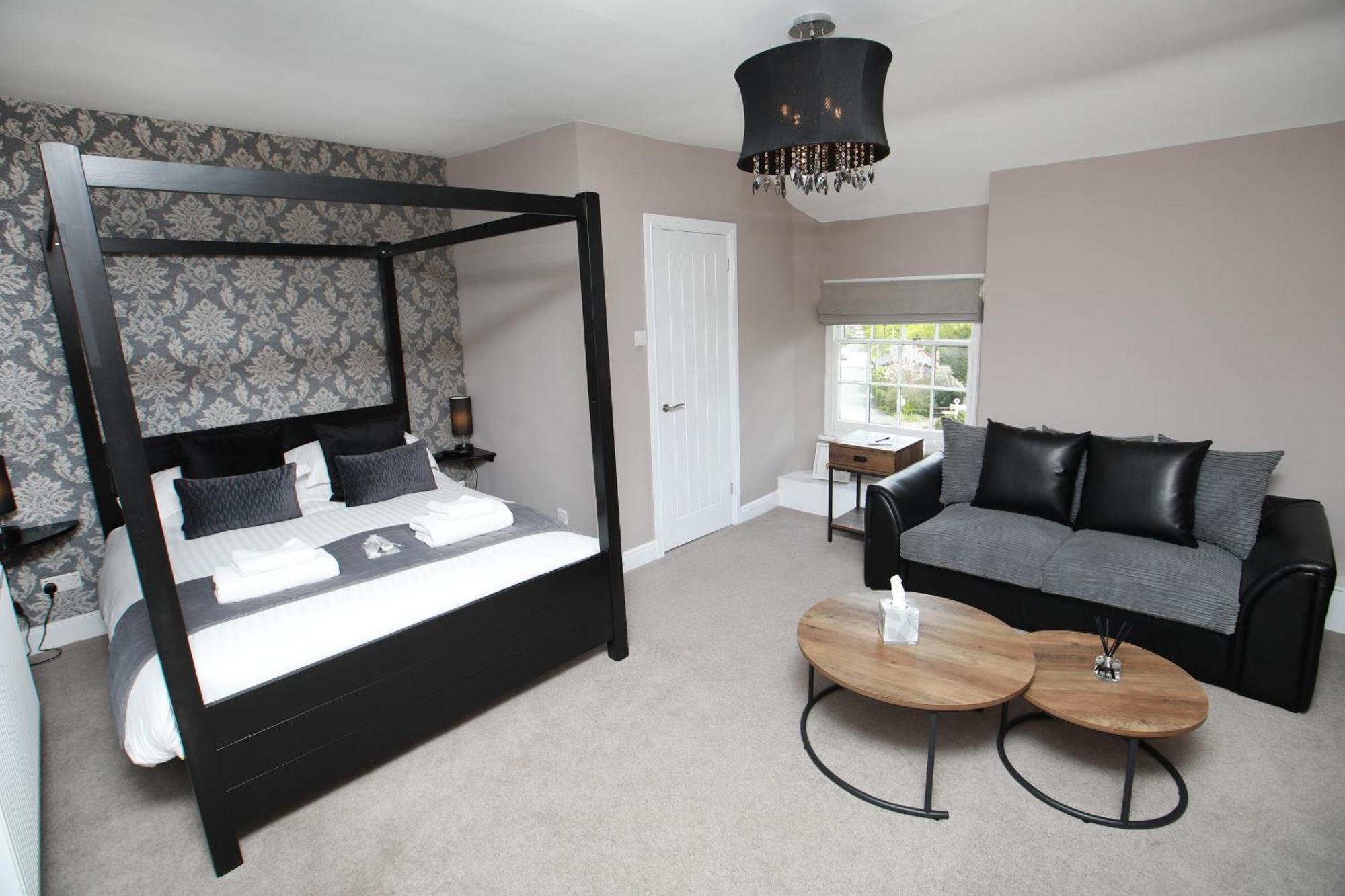 Oyo Glyn Valley Hotel Llansantffraid Llansantffraid Glyn Ceiriog Екстериор снимка