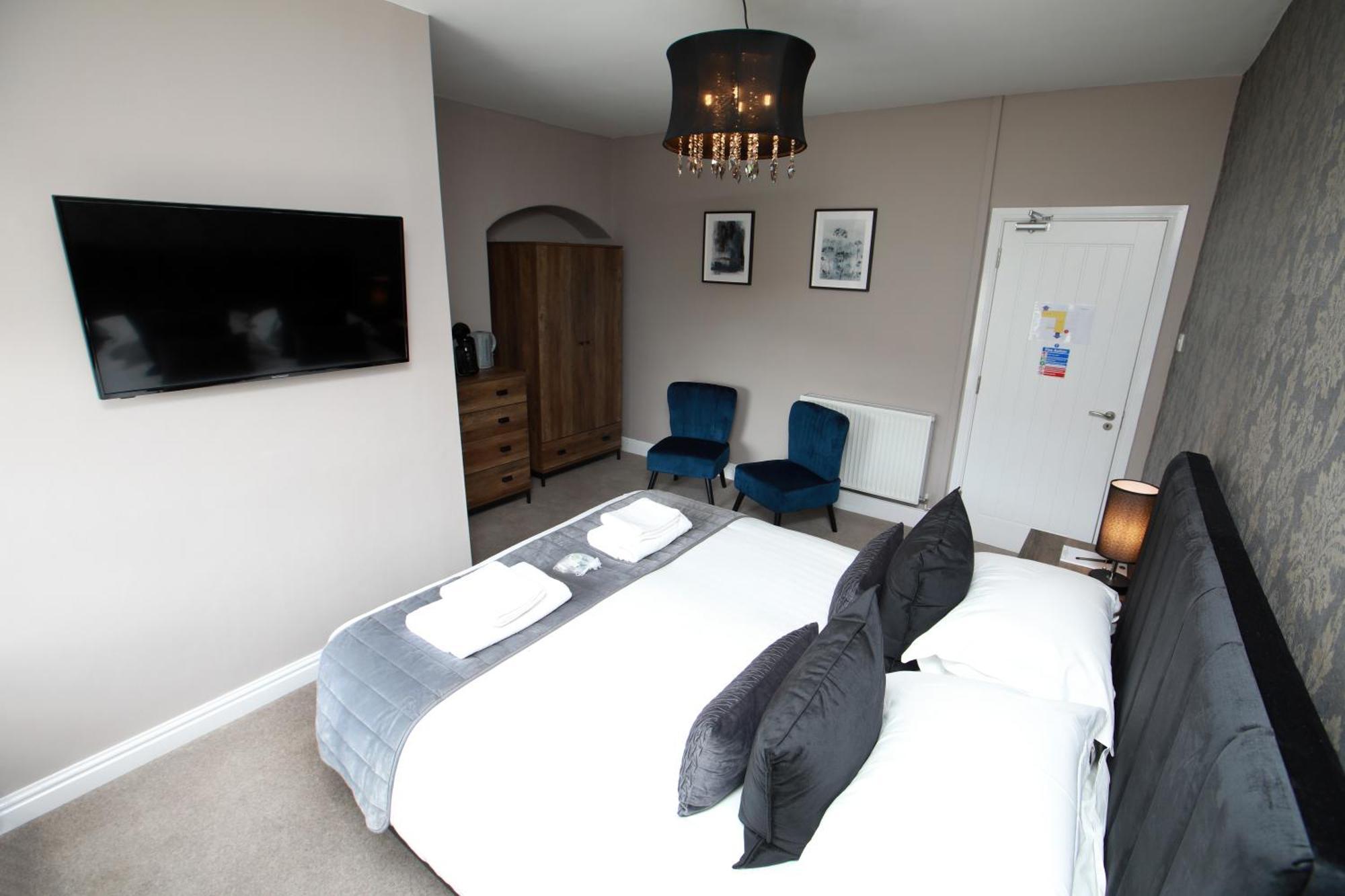 Oyo Glyn Valley Hotel Llansantffraid Llansantffraid Glyn Ceiriog Екстериор снимка